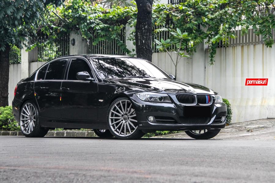 BMW 325i Sedan on Vossen Wheels (VFS2) '2016